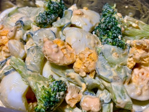 卵とキュウリとブロッコリー!ガーリックパウダー味